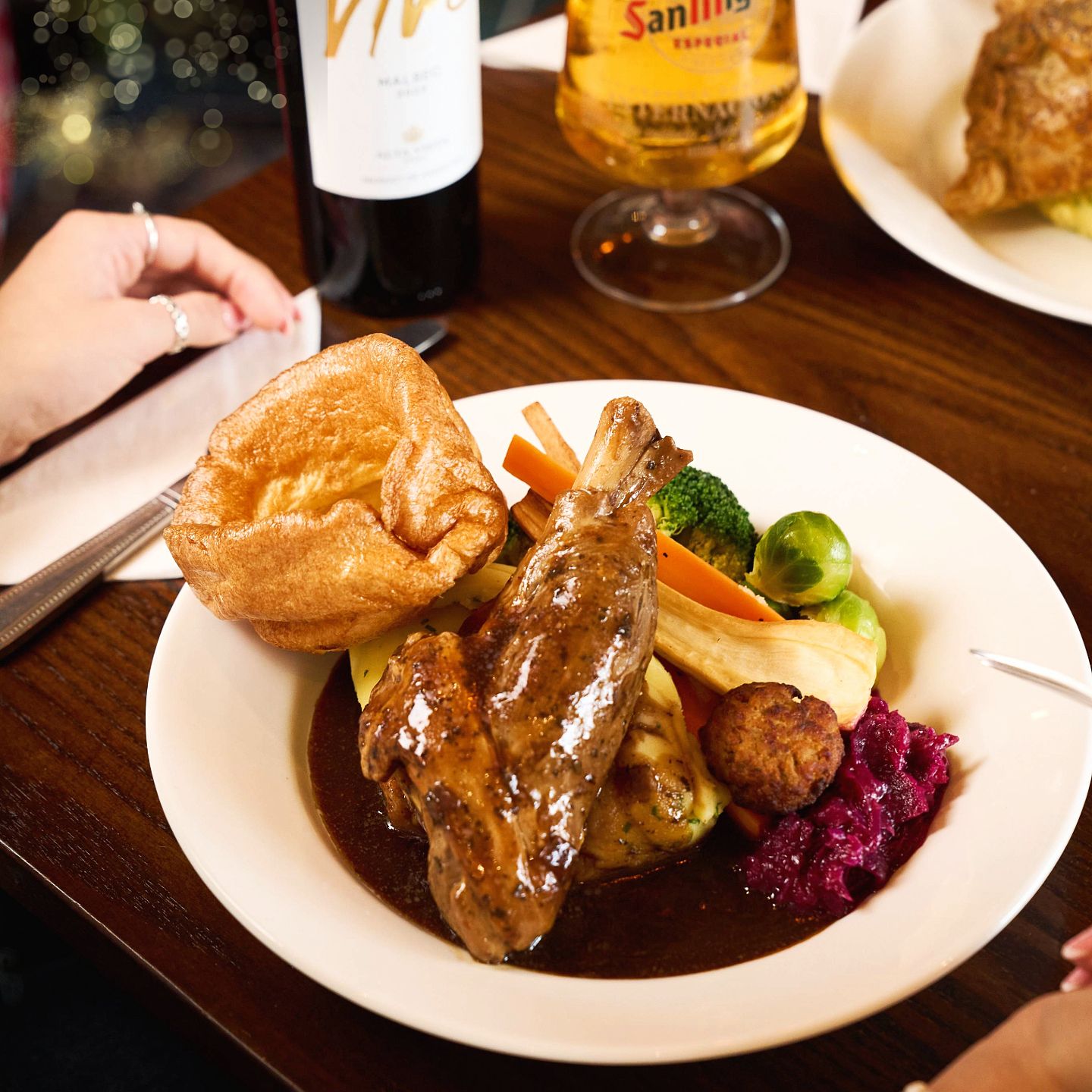 Christmas Day 2025 Lunch, Dinner & Dining at The Samson Blewitt in Hednesford